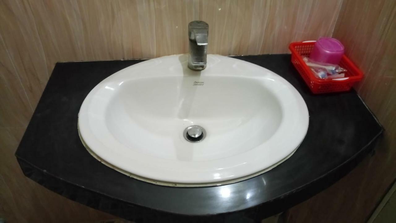 Hong Phann Guest House Phnom-Penh Buitenkant foto